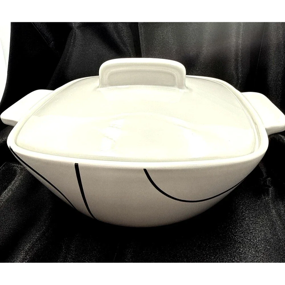 Corelle Coordinates Black Simple Lines Casserole Dishes W Lids 1.5qt and 2.5 qt